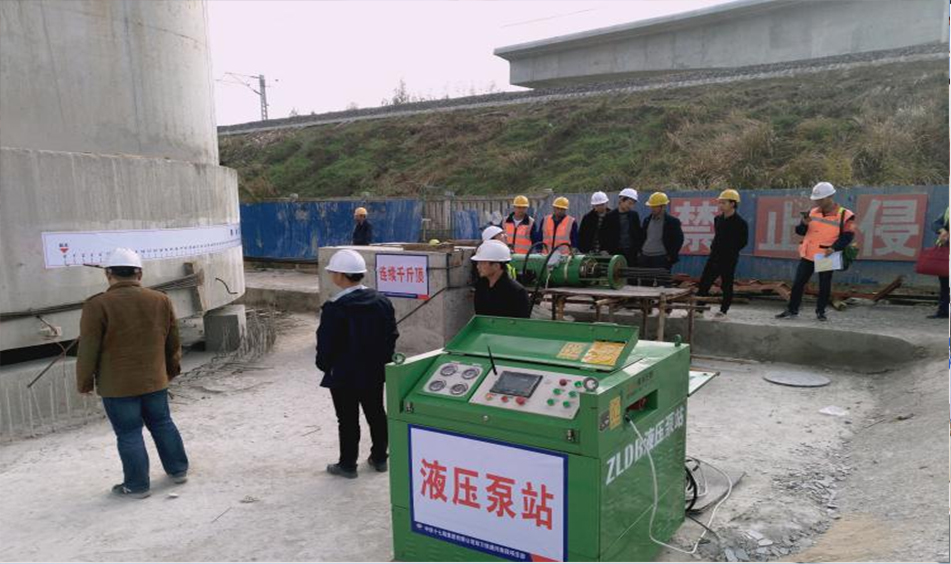 鄭萬高鐵白河特大橋跨寧西鐵路轉(zhuǎn)體橋（中鐵十七局）